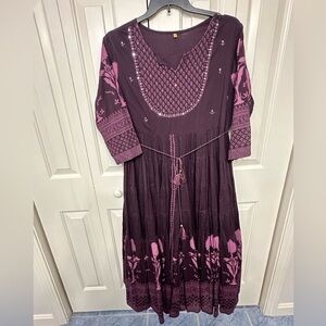 Elegant Purple and Pink Women's Dress in size 23” 100% cotton and lined.